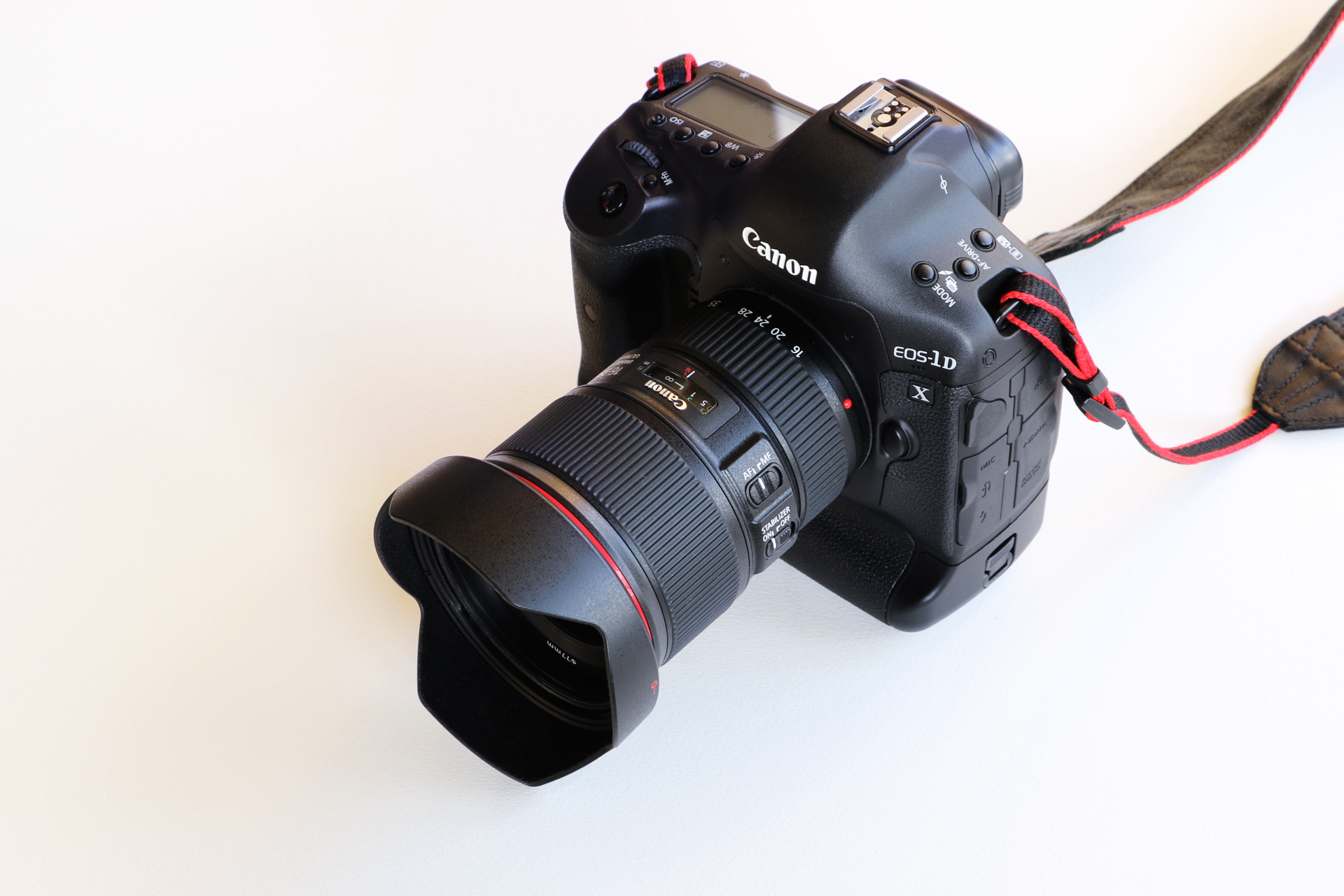 Canon（キヤノン） EF16-35mm F4L IS SUM 実写レビュー | フォトヨドバシ