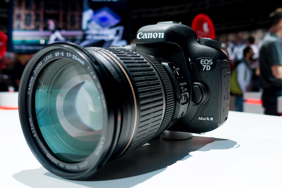 PY] フォトヨドバシ Canon EOS 7D Mark II - フォトキナ2014レポート 
