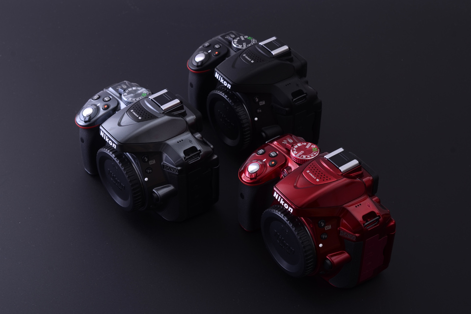無料配達  一眼レフカメラ BLACK D5300 Nikon フィルムカメラ
