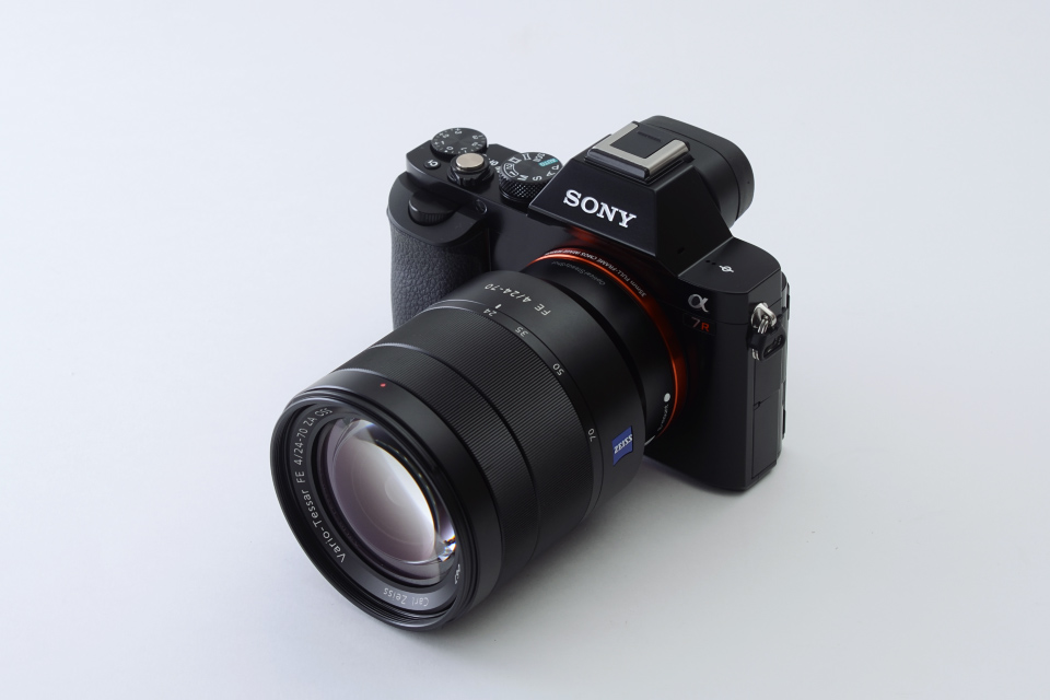 カメラ レンズ(ズーム) SONY（ソニー） SEL2470Z Vario-Tessar T* FE 24-70mm F4 ZA OSS 実写 