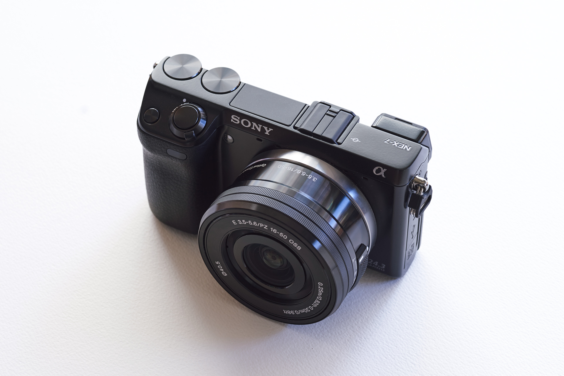 SONY - 便利な電動ズーム！SONY E PZ16-50F3.5-5.6OSSの+mdscience.in