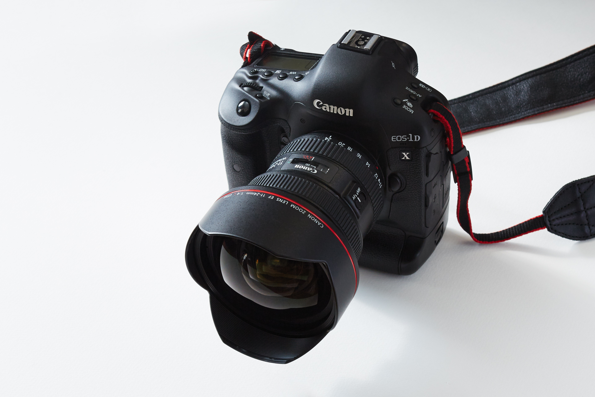 【極美品】 Canon EF 11-24mm f4 L USM キヤノン送料無料