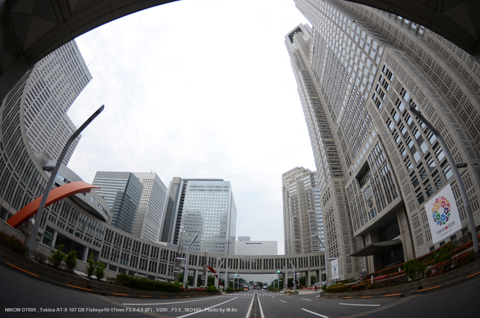 魚眼レンズ Tokina AT-X 107 DX Fisheye 10-17mm